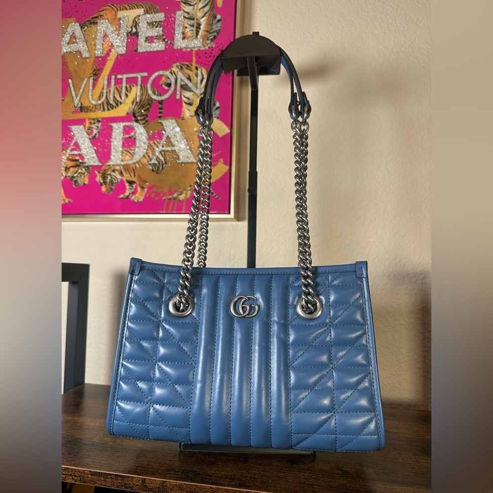 Authentic Gucci Blue Marmont Quilted Leather Chain Shoulder Tote - Picture 2 of 15